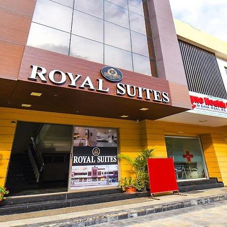 Fabhotel Royal Suits - Nr Mahadji Shinde Chhatri Pune Exterior foto