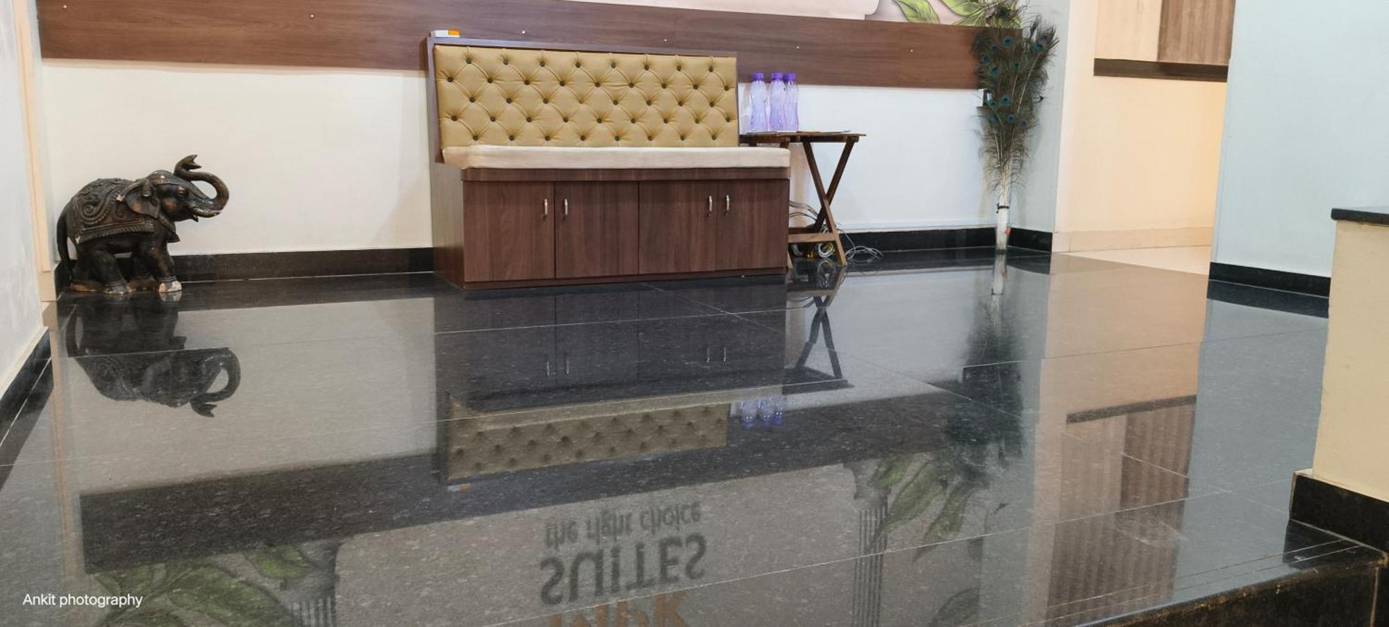 Fabhotel Royal Suits - Nr Mahadji Shinde Chhatri Pune Exterior foto