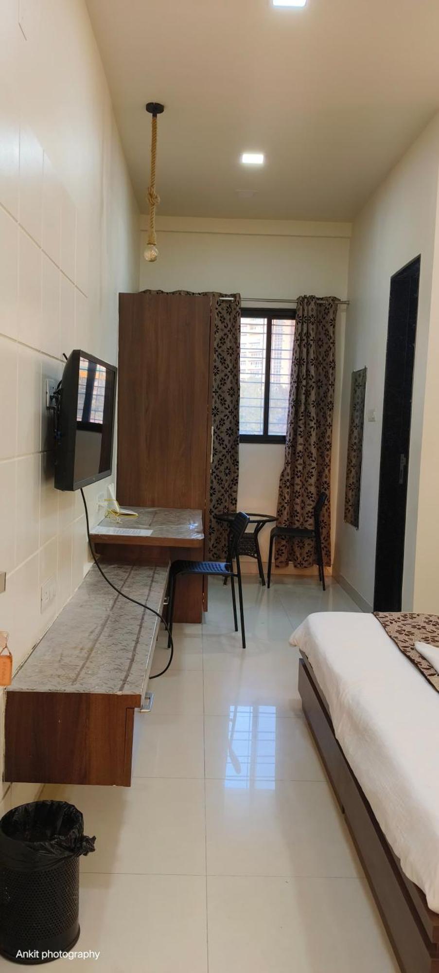 Fabhotel Royal Suits - Nr Mahadji Shinde Chhatri Pune Exterior foto